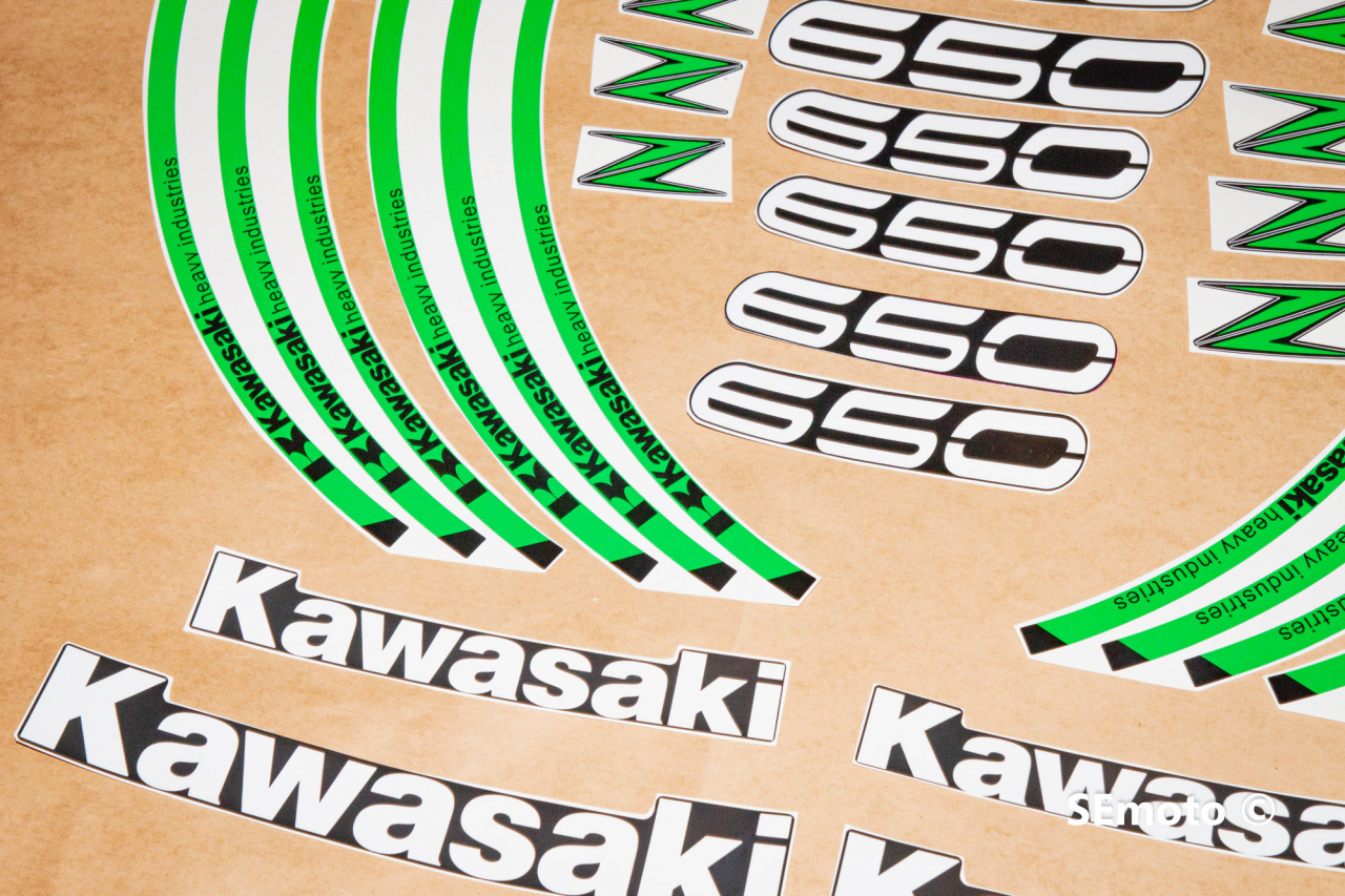 Наклейки на диски Kawasaki Z650 - фото6