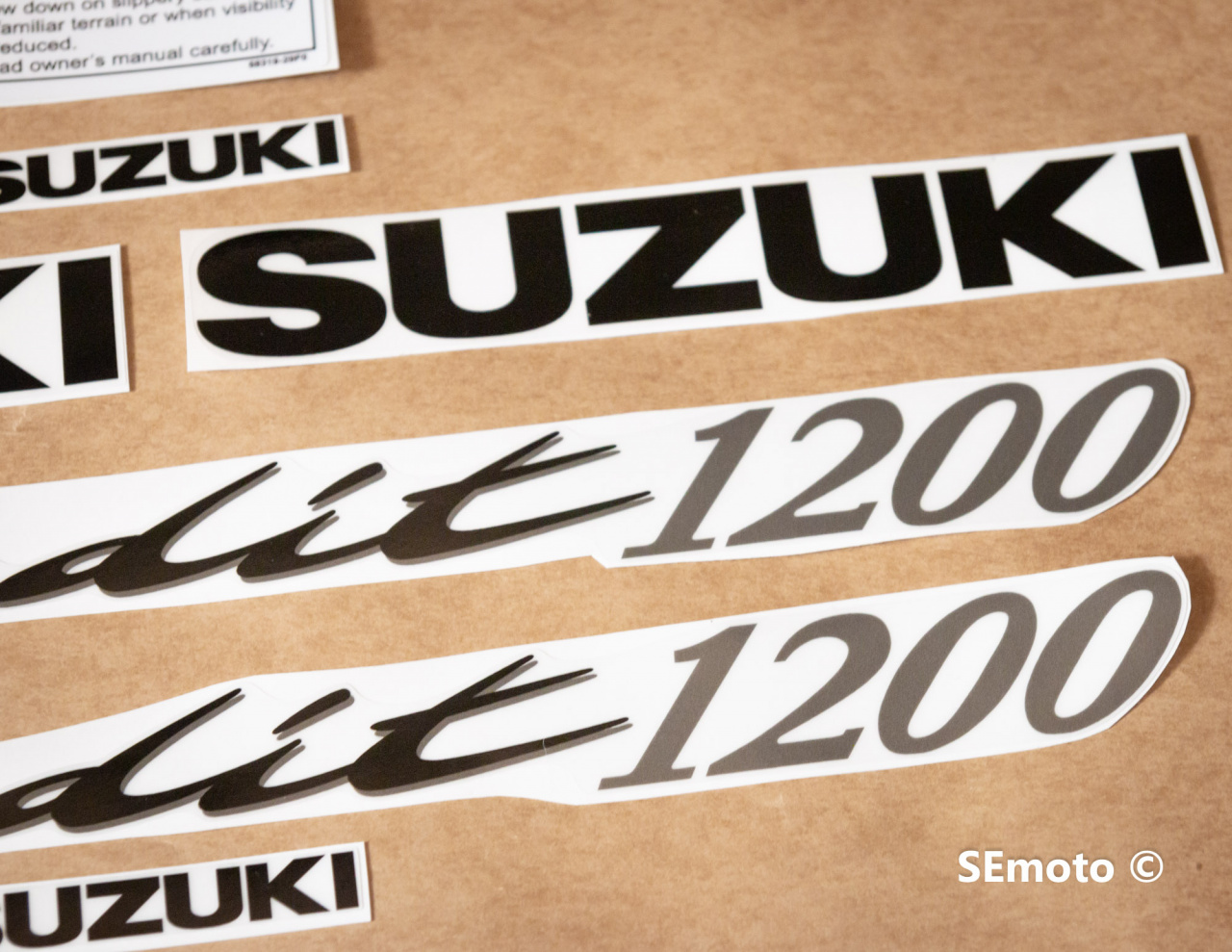Suzuki Bandit 1200s серебристый - фото2