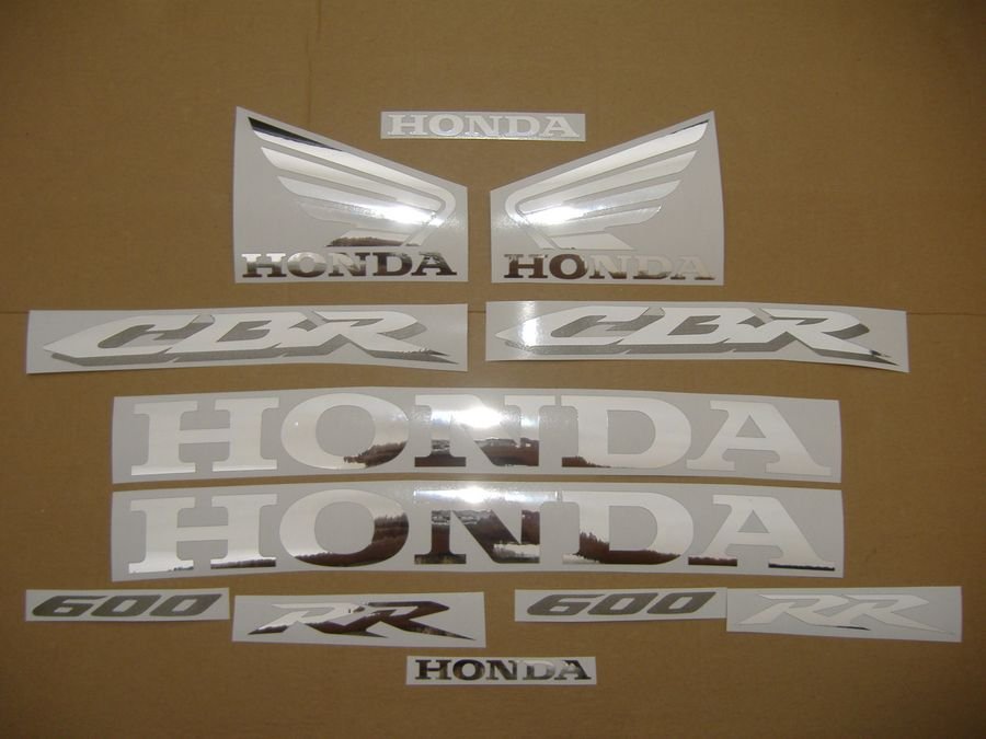 Honda CBR 600RR 2007 г. в. черно-серый - фото2