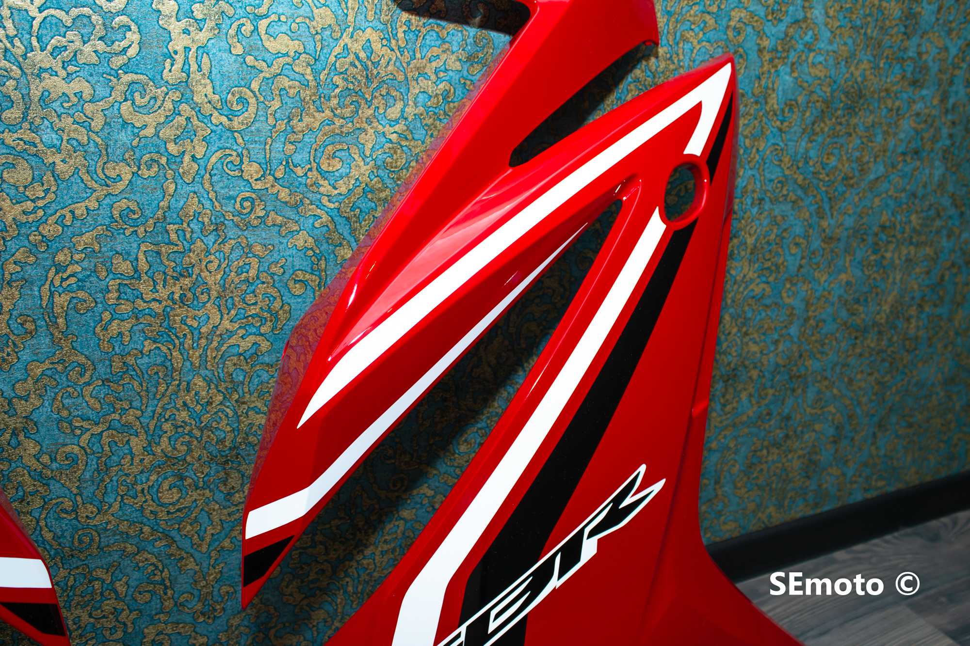 Honda CBR 500R 2016 г. в. красный