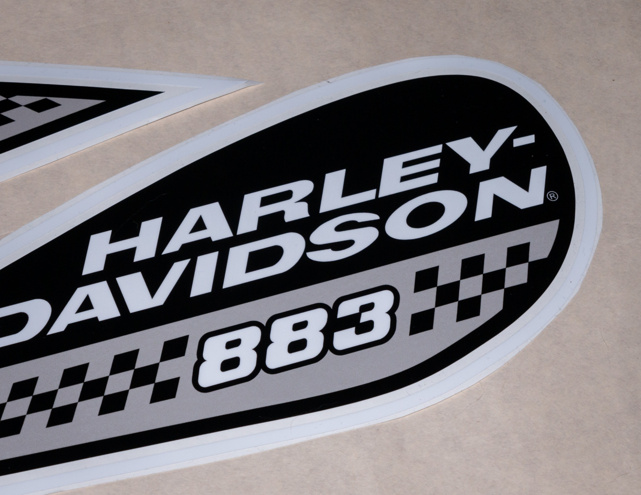 Harley-Davidson  Sportster 883  - фото2