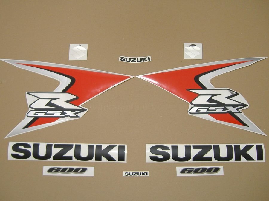 Suzuki GSX-R 600 2008 черно-красный